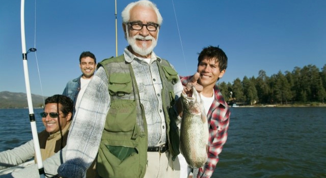7 вещей, которые нужно иметь при походе и рыбалке с семьей
